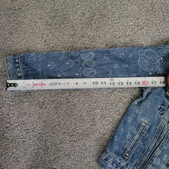 NEW Levi's Original Trucker Jacket Bandana Tile Indigo Medium Wash Sz XS Womens - Picture 9 of 11